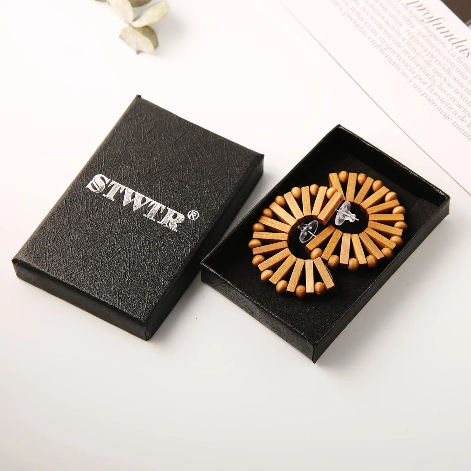 STWTR Women's Natural Wood Earrings Variety of Fashion Earrings Love Minimalist Retro Earring Set Natural Wood Hollow Round Earrings Arc