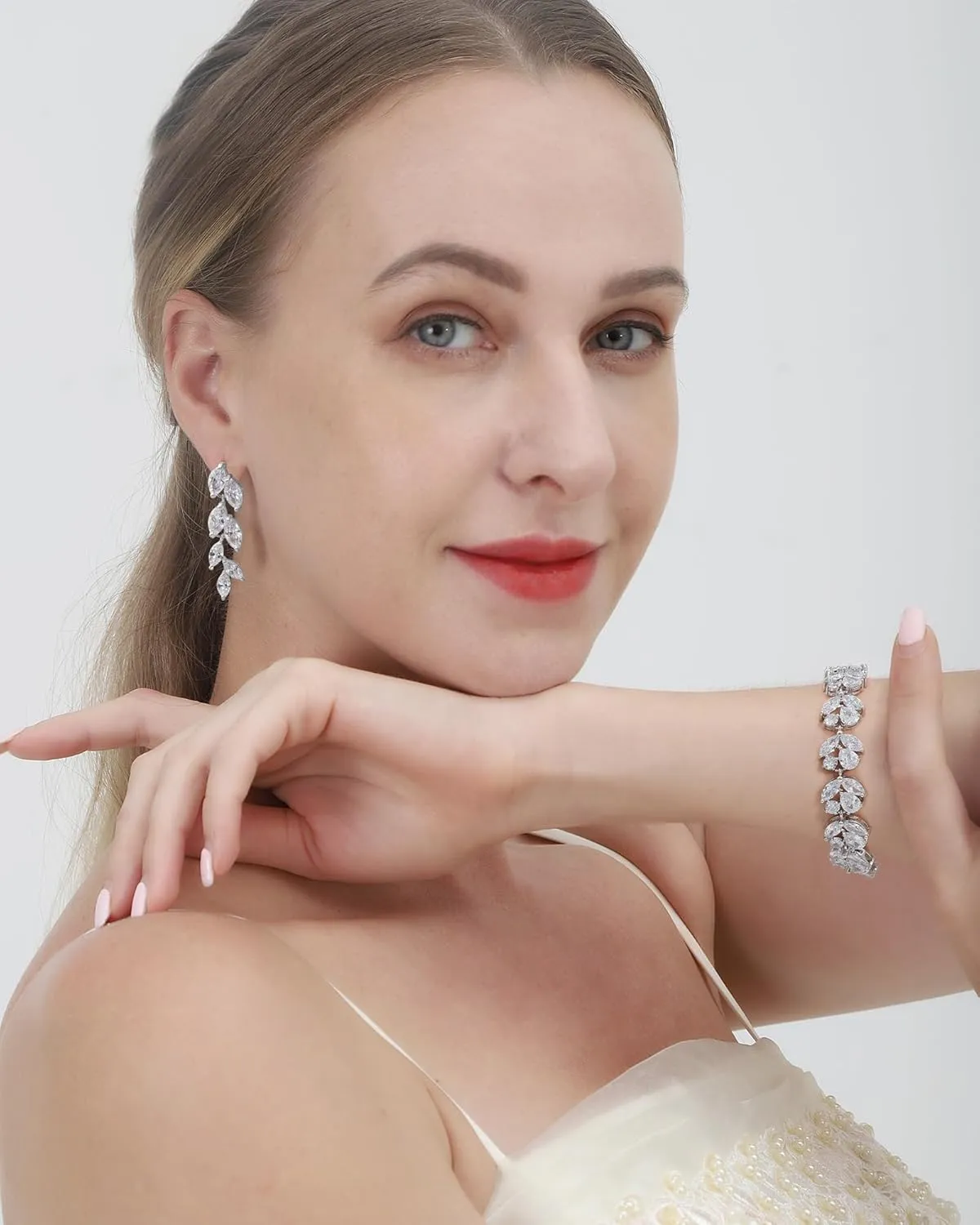 UDYLGOON Cubic Zirconia Leaf Dangle Earrings & Bracelet Set, Elegant Bridal Jewelry Set for Wedding, Prom, Party, Bridesmaid Gift